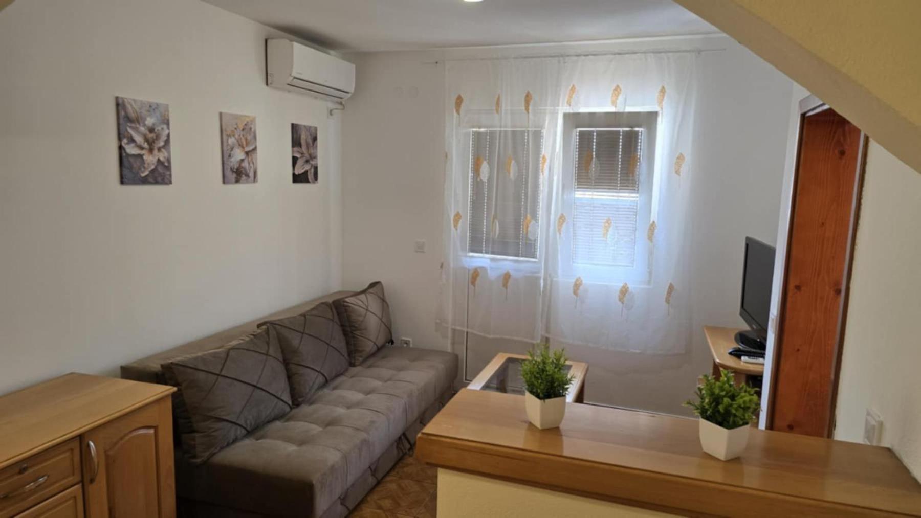 Vito Apartments ซูโตมอเร ภายนอก รูปภาพ
