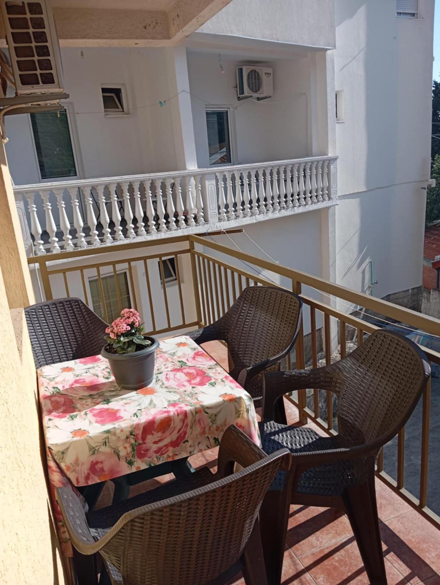 Vito Apartments ซูโตมอเร ภายนอก รูปภาพ